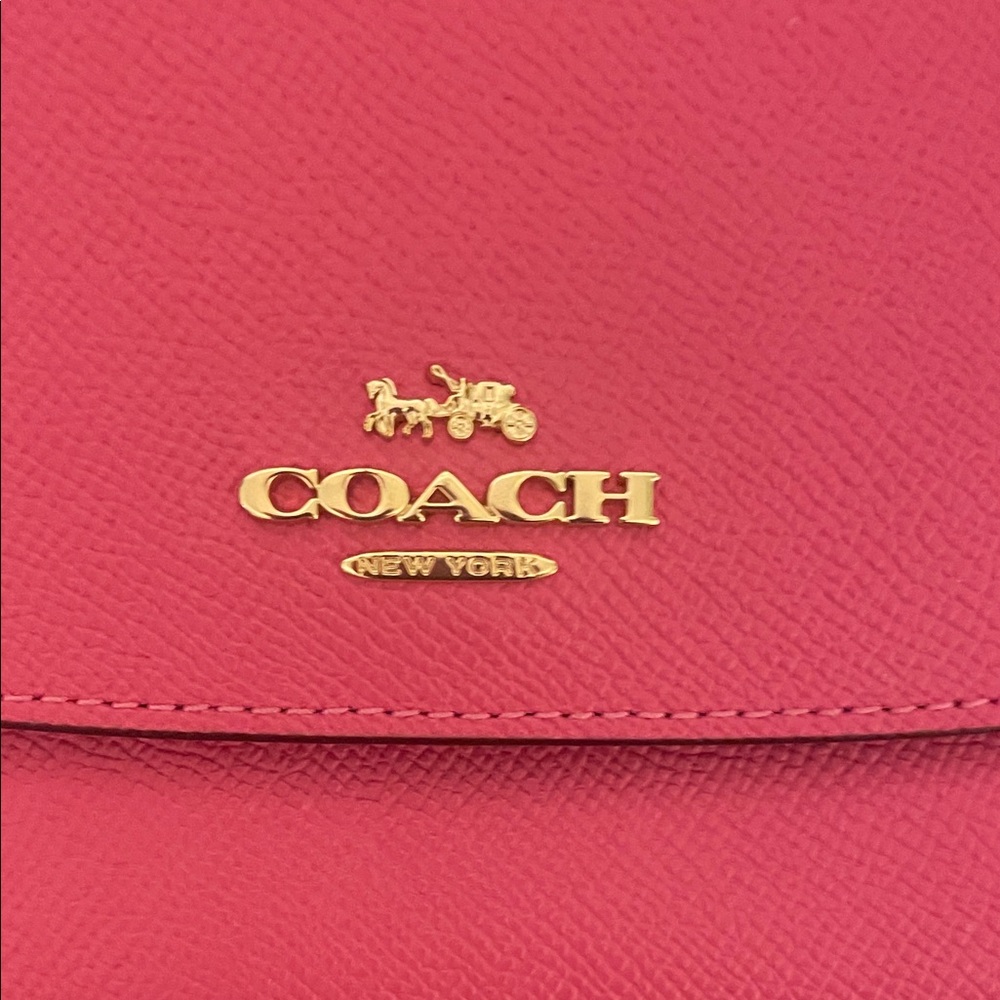 Coach Fuchsia Crossgrain Envelope Leather Crossbody/Wristlet - Picture 2 of 16